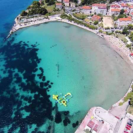 With A Parking Space - 22919 Split